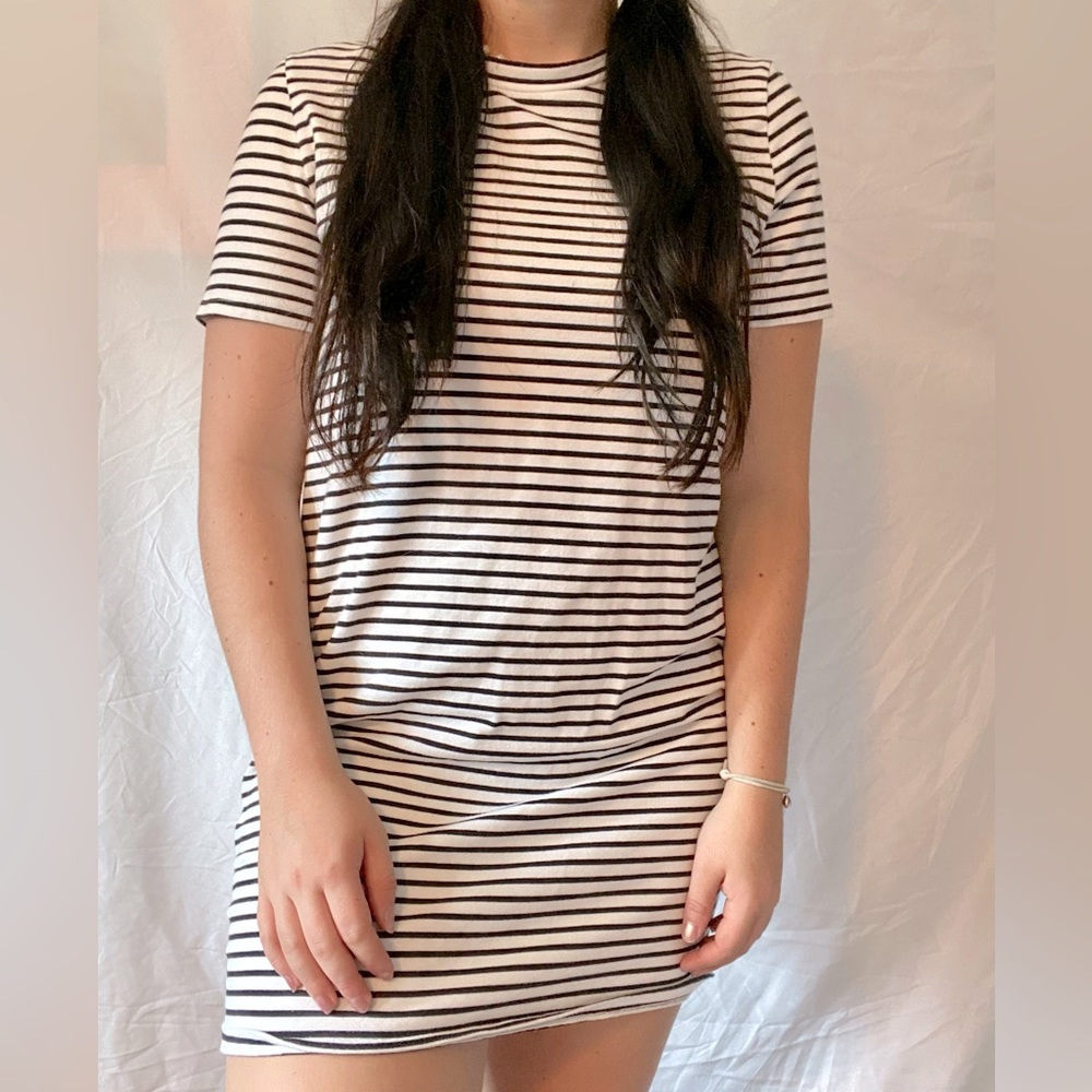 🦓Striped T-Shirt Dress🦓